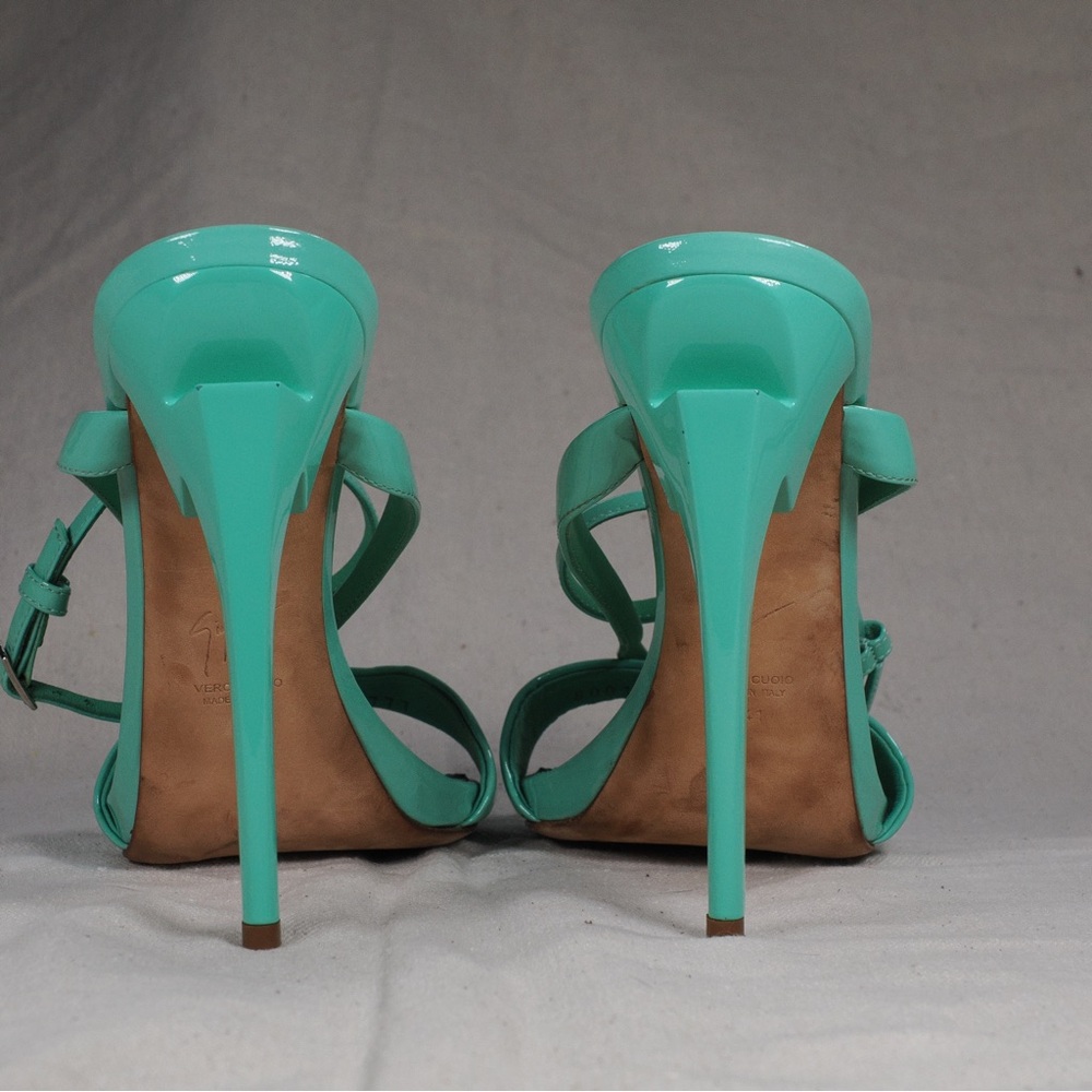 Giuseppe Zanotti Turquoise Patent Leather Arrow Stiletto Heels - Picture 3 of 16